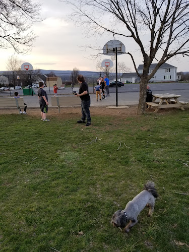 Broadway Community Park