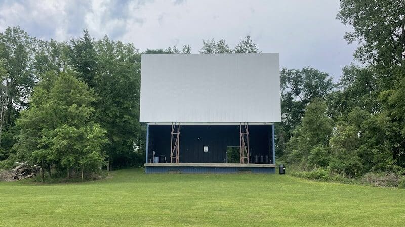 Hi-Way Drive-In - Carsonville, MI