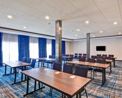 Courtyard by Marriott Long Island Islip/Courthouse Complex - Central Islip, NY