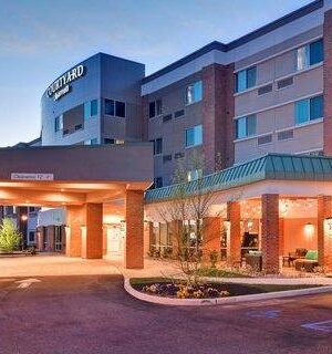 Courtyard by Marriott Long Island Islip/Courthouse Complex