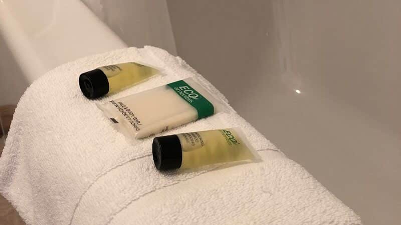 Village Inn Motel - Chatham,