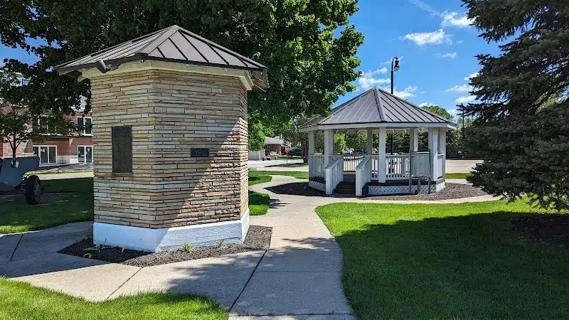 Memorial Park - Clawson,