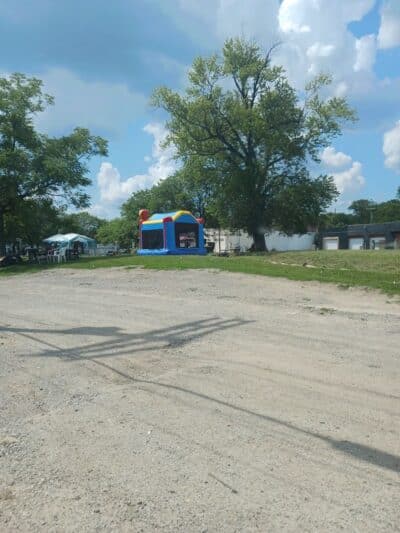 Pilgrim Dog Park & Beer Garden - Detroit,