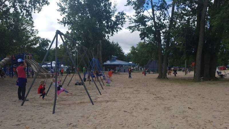Jack Blesma Pavilion - Elk Rapids,