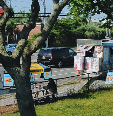 Breezy Dogs Food Truck