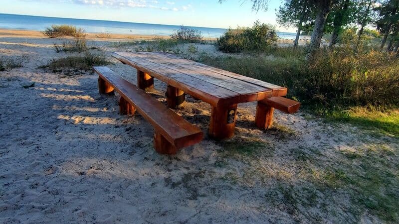 Scott Point Day Use Park - Gould City,
