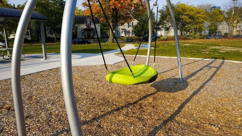 Lexington Park - Grand Rapids,