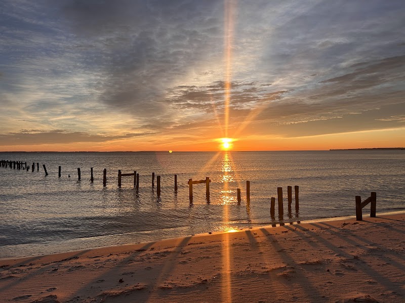 Coles Point Marina and RV Resort - Hague, VA