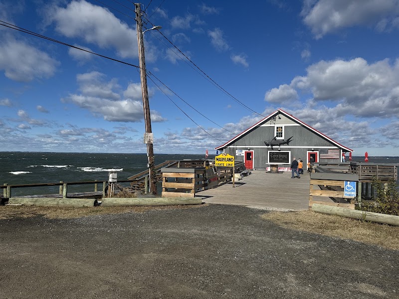 Coles Point Tavern - Hague, VA