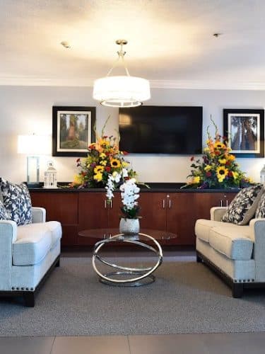 Sequoia Inn