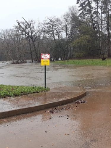 Hawkinsville Park - Hawkinsville, GA