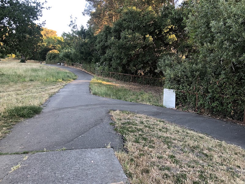 Dog park - Hercules, CA