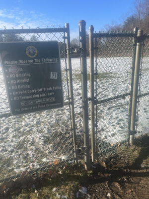 Weston Pond Off-Leash Dog Area