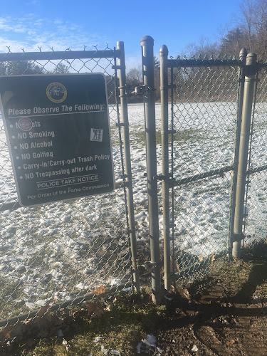 Weston Pond Off-Leash Dog Area