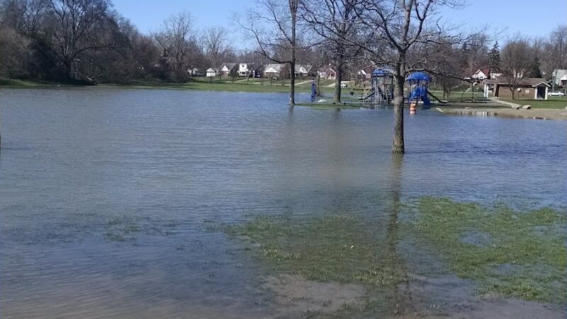 Lower Rouge Valley - Inkster,