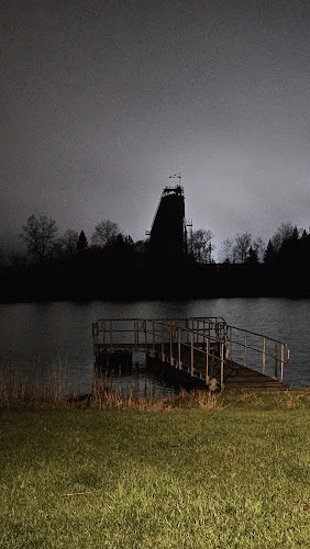 Caspian Pond