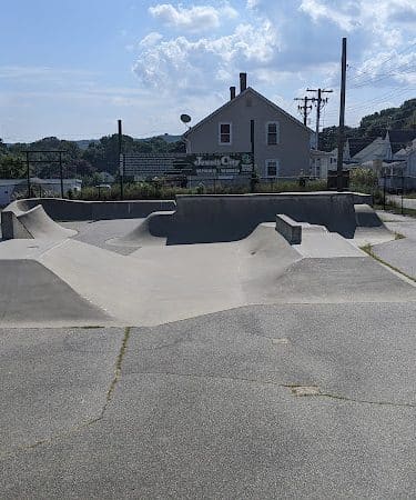 Griswold Park & Rec: Jewett City Skate Park