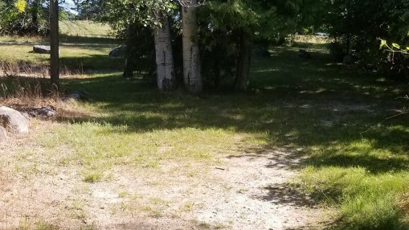 Canoe / kayak launch and trails - Kewadin,
