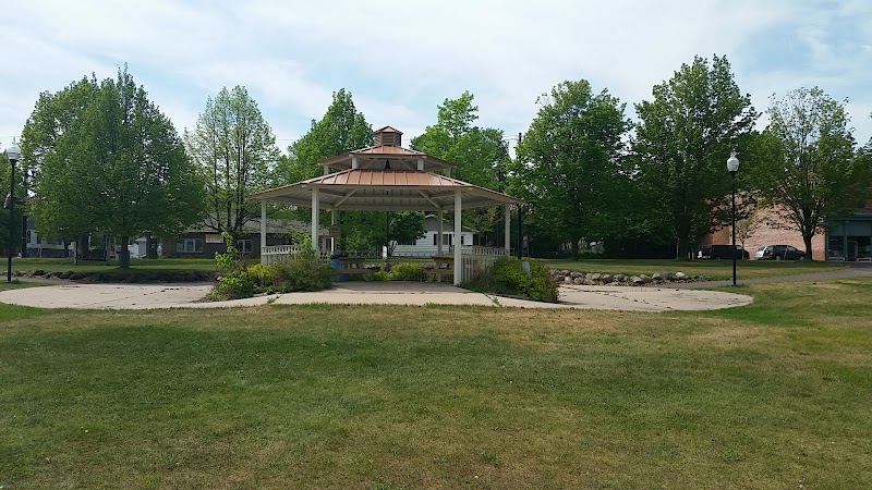 Lake Linden Park - Lake Linden,