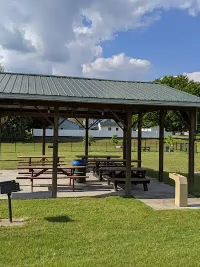 Ruby Wiseman Memorial Park - Lakeview,