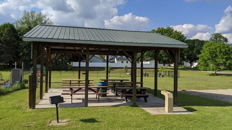 Ruby Wiseman Memorial Park - Lakeview,