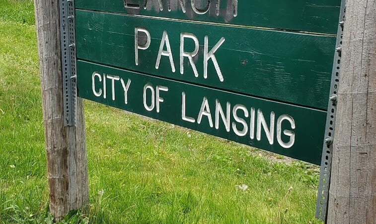 Larch Park - Lansing,