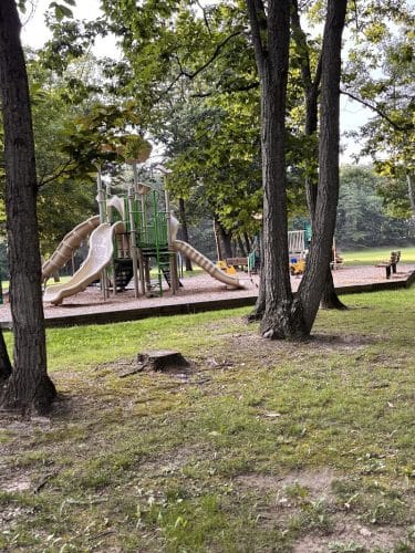 Bedford Neighborhood Park MNCPPC