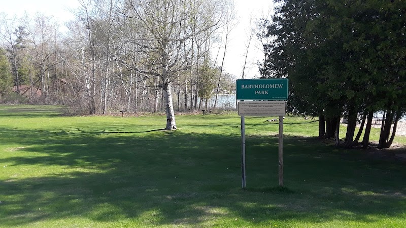 Nedows Bay - Leland,