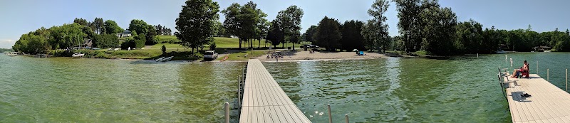 Nedows Bay - Leland,
