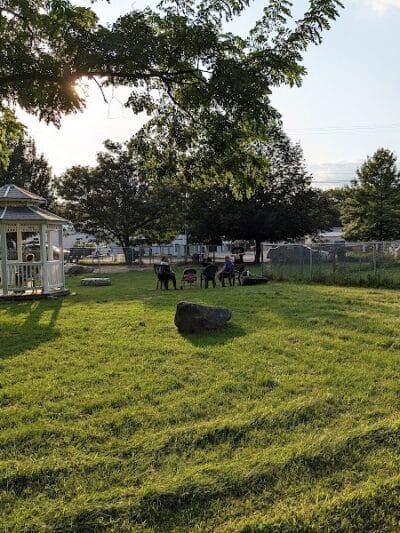 Robin's Garden & Dog Park - Lewiston, MI