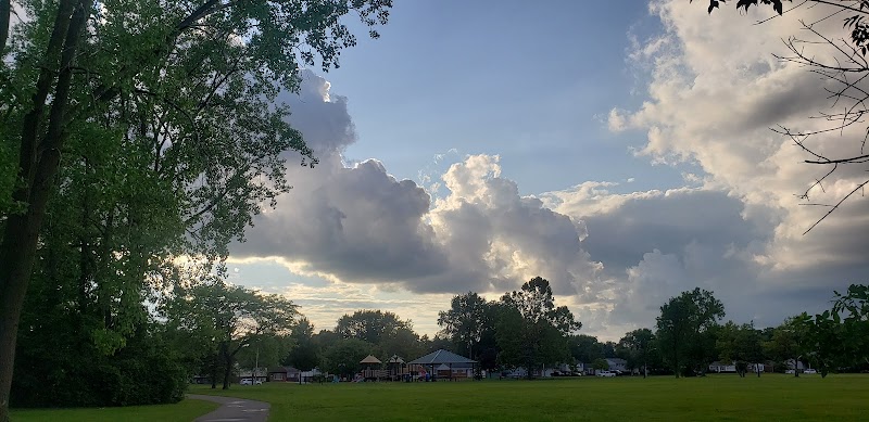 Dooley Park - Livonia,