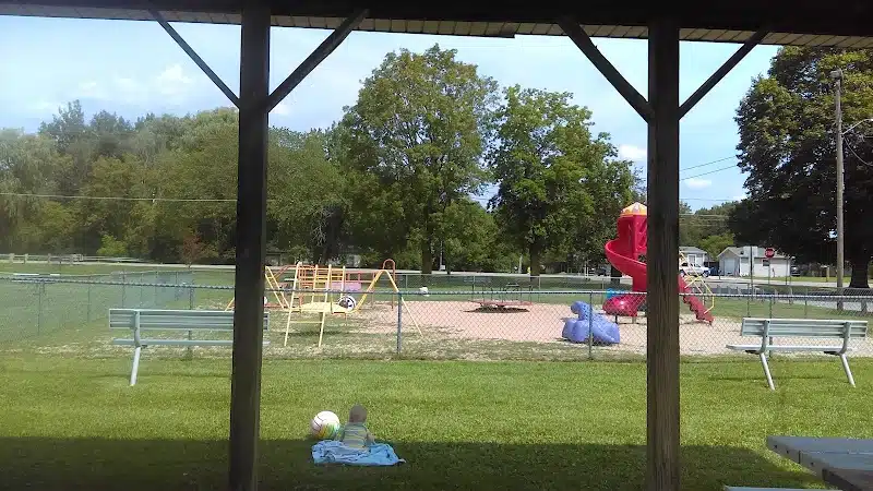 Bromley Park - Mecosta,