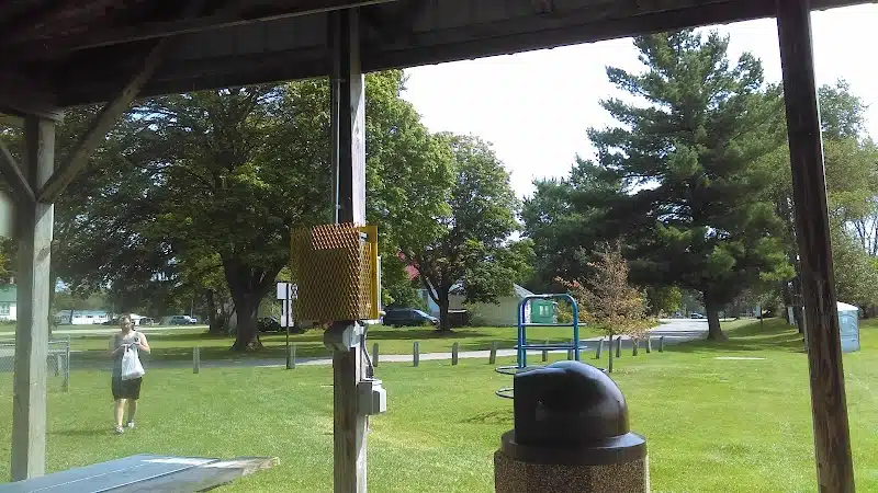 Bromley Park - Mecosta,