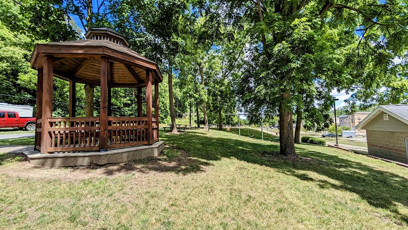 Railroad Street Park - Muir,
