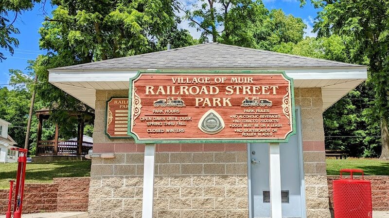 Railroad Street Park - Muir,