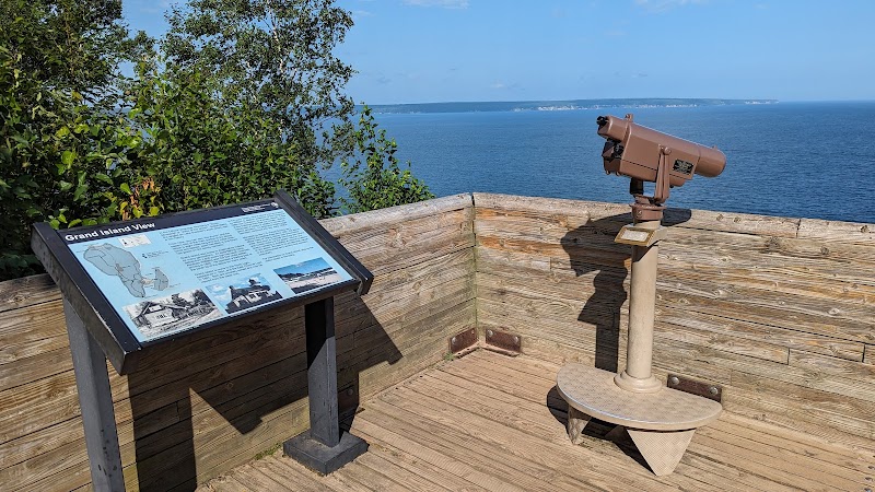 Miners Castle Trailhead - Munising,