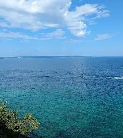 Miners Castle Trailhead - Munising,