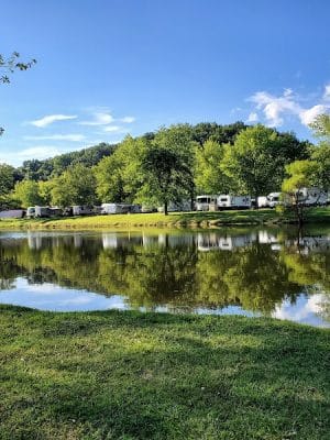 Friends O' Mine Campground & Cabins