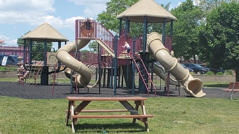 Walter & Mary Burke Park - New Baltimore,