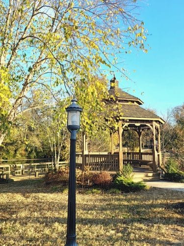 Oakford Lake Park