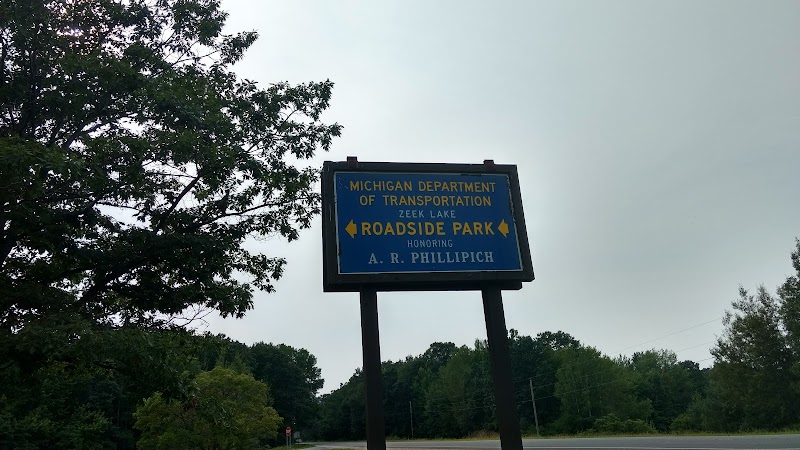 Zeke Lake Roadside Park - New Era,