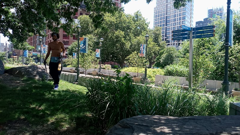 Chelsea Waterside Dog Park - New York,