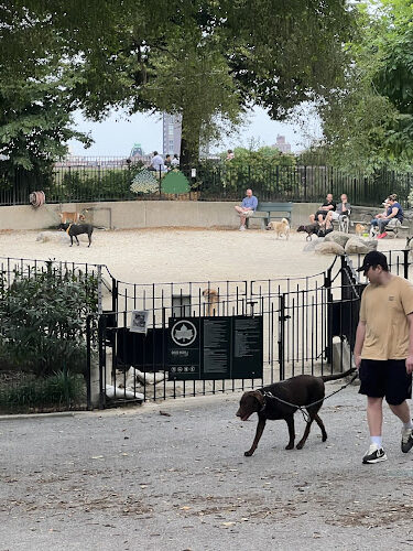Carl Schurz Park Dog Runs
