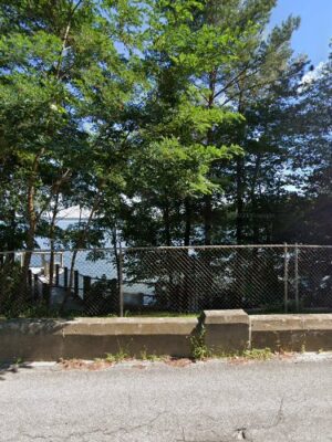 Consumers Beach and Park