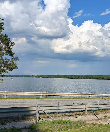Hardy Dam Trailhead - The Dragon