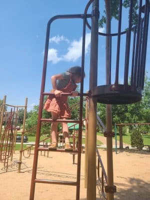 Kite Park - Nichols Hills, OK