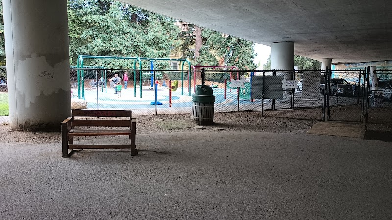 Hardy Dog Park - Oakland, CA