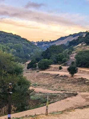 Leona Trailhead