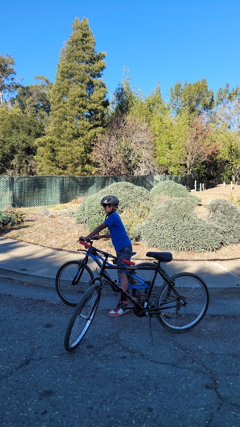 The San Leandro Trails - Oakland, CA