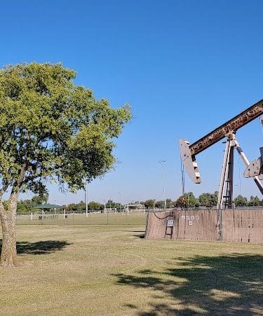 South Lakes Park
